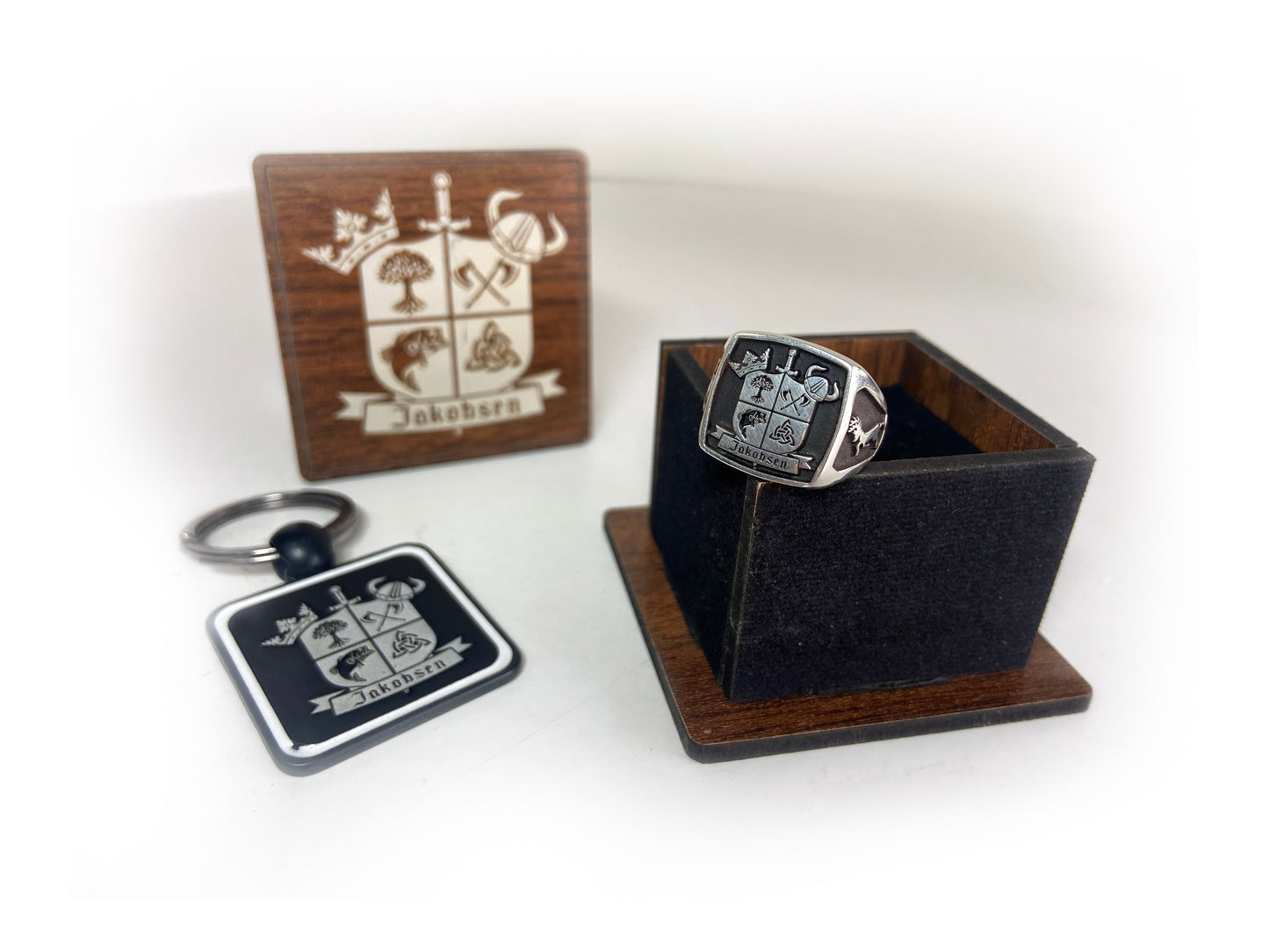 Coat of Arms Signet Ring, Customised, Personalized. Family Emblem.