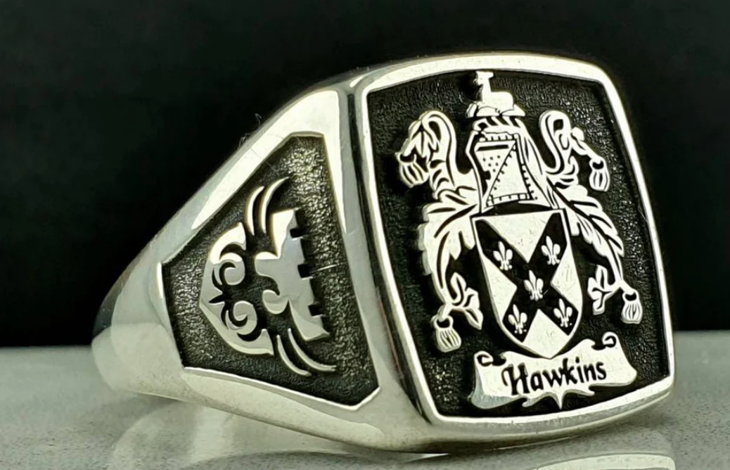 Coat of Arms Signet Ring, Customised, Personalized. Family Emblem.